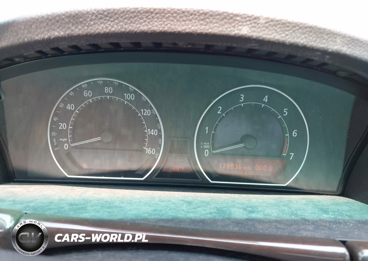 2007 BMW 750Li VIN:WBAHN83567DT67933 - 7