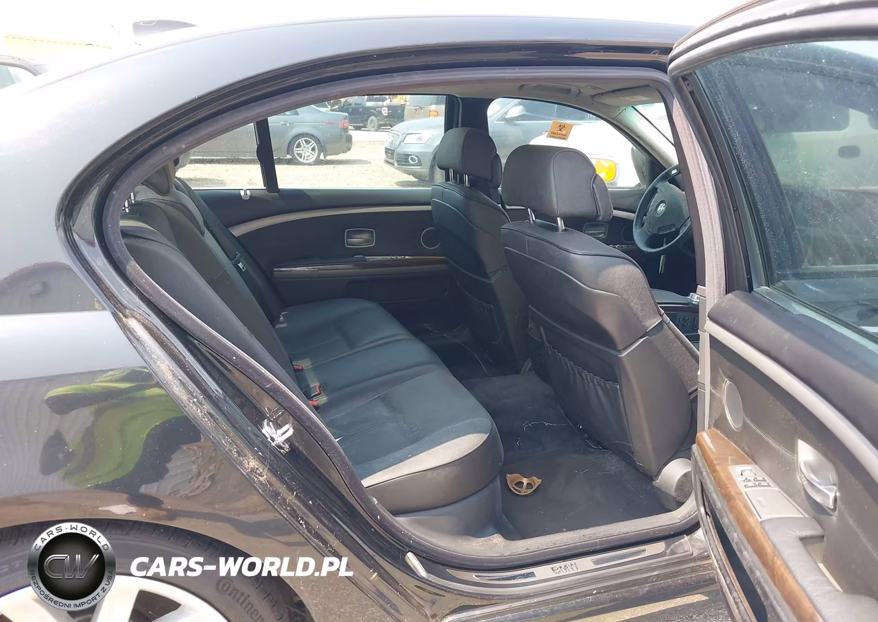 2007 BMW 750Li VIN:WBAHN83567DT67933 - 8