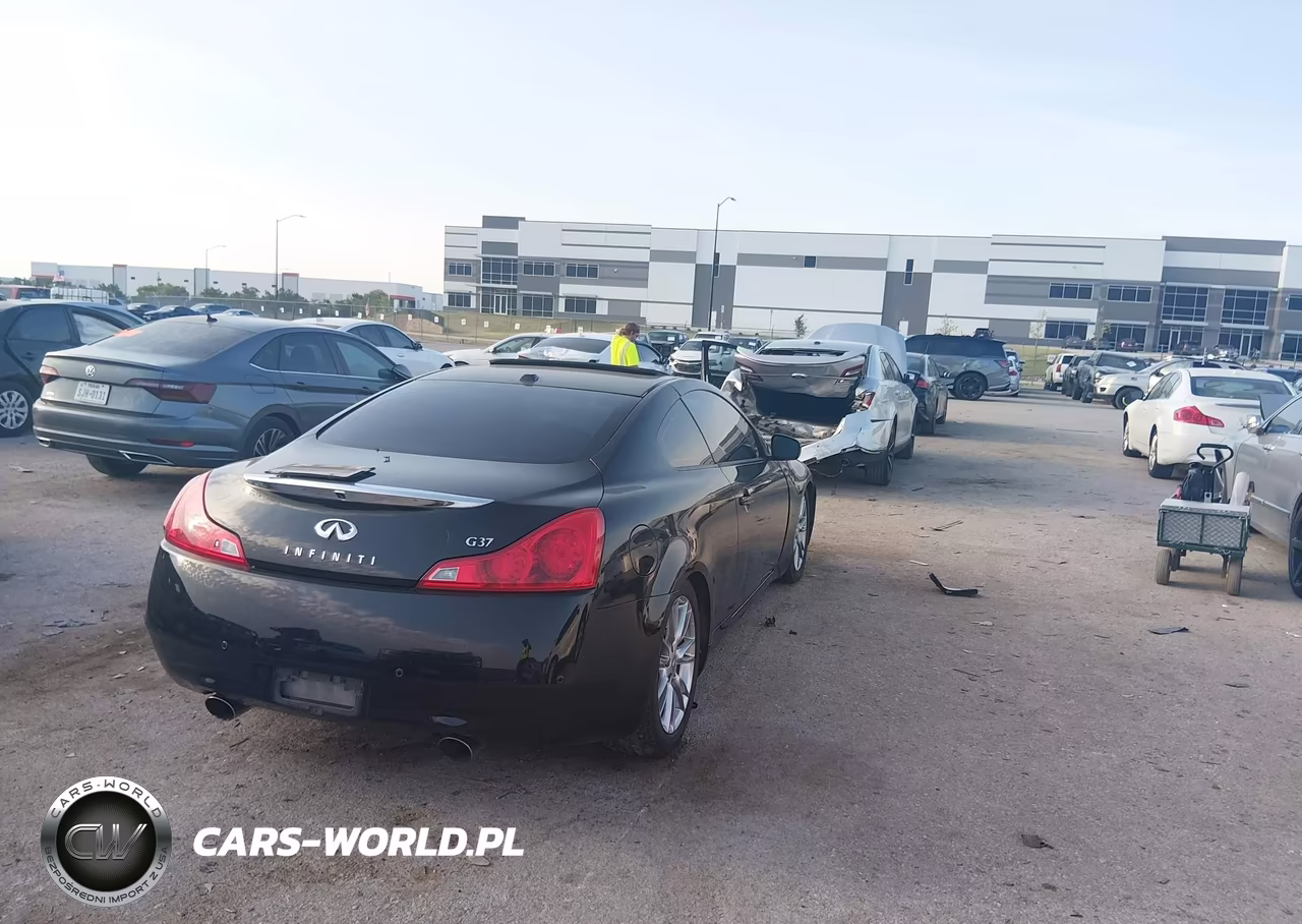 2010 Infiniti G37 Journey VIN:JN1CV6EK8AM102364 - 4
