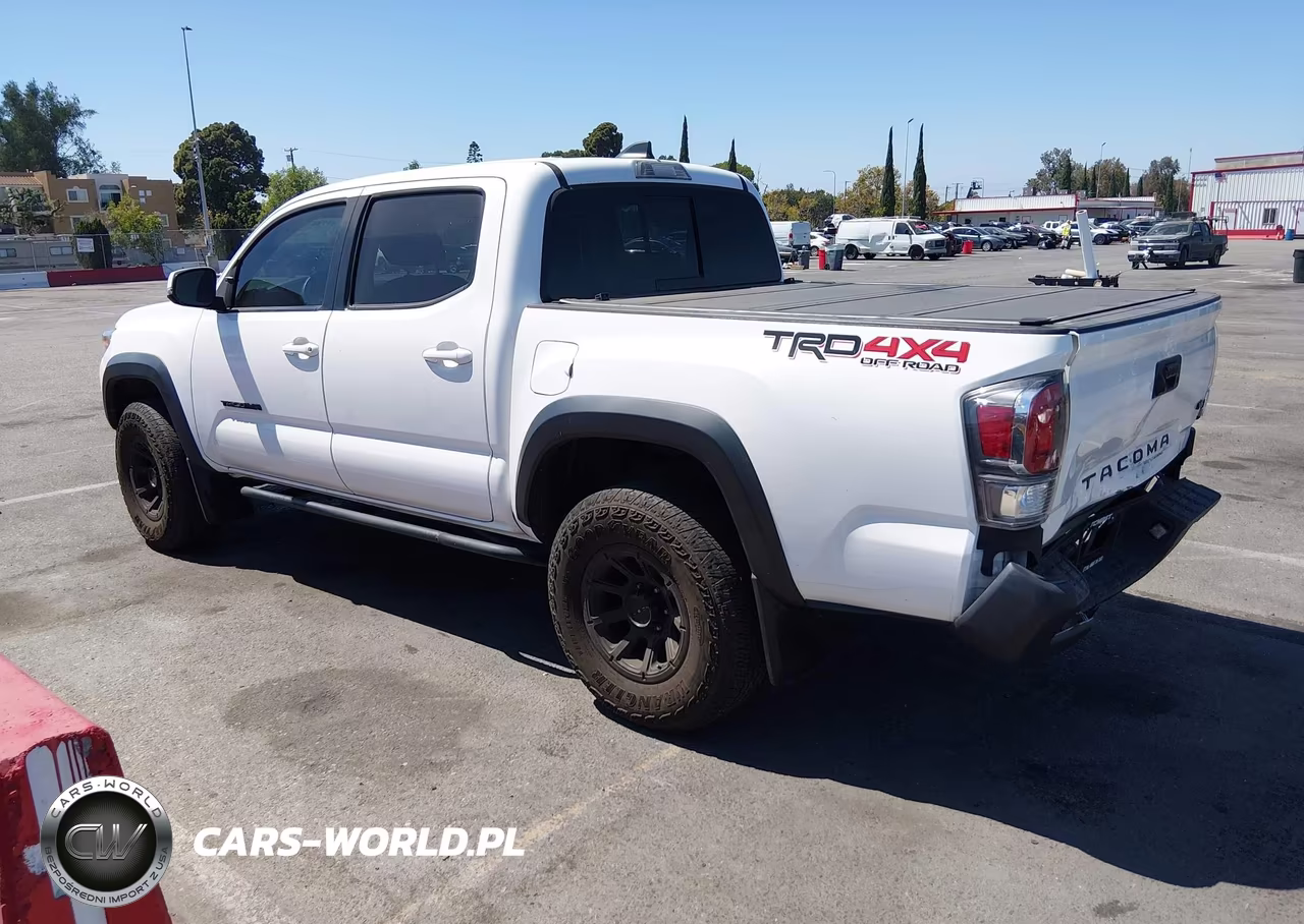 2023 Toyota Tacoma Trd Off Road VIN:3TMCZ5AN5PM593744 - 3