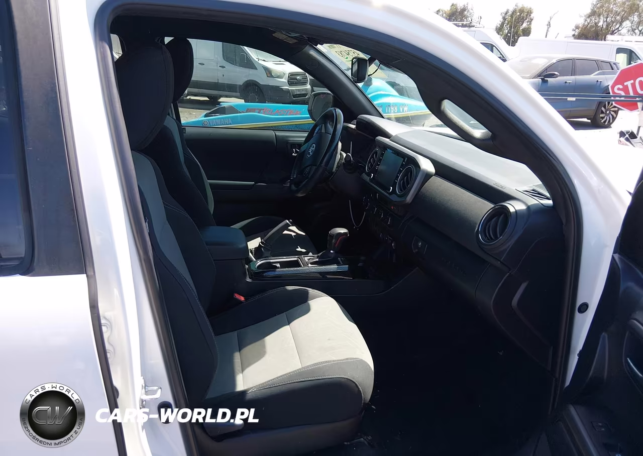 2023 Toyota Tacoma Trd Off Road VIN:3TMCZ5AN5PM593744 - 5