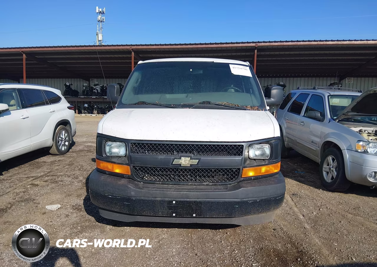 2017 Chevrolet Express G2500 VIN:1GCWGAFF0H1342304 - 13