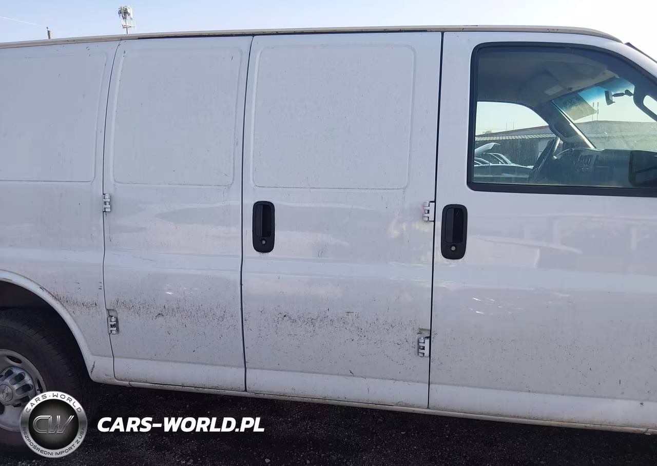 2017 Chevrolet Express G2500 VIN:1GCWGAFF0H1342304 - 14