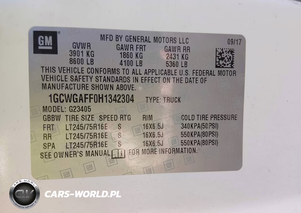 2017 Chevrolet Express G2500 VIN:1GCWGAFF0H1342304 - 9