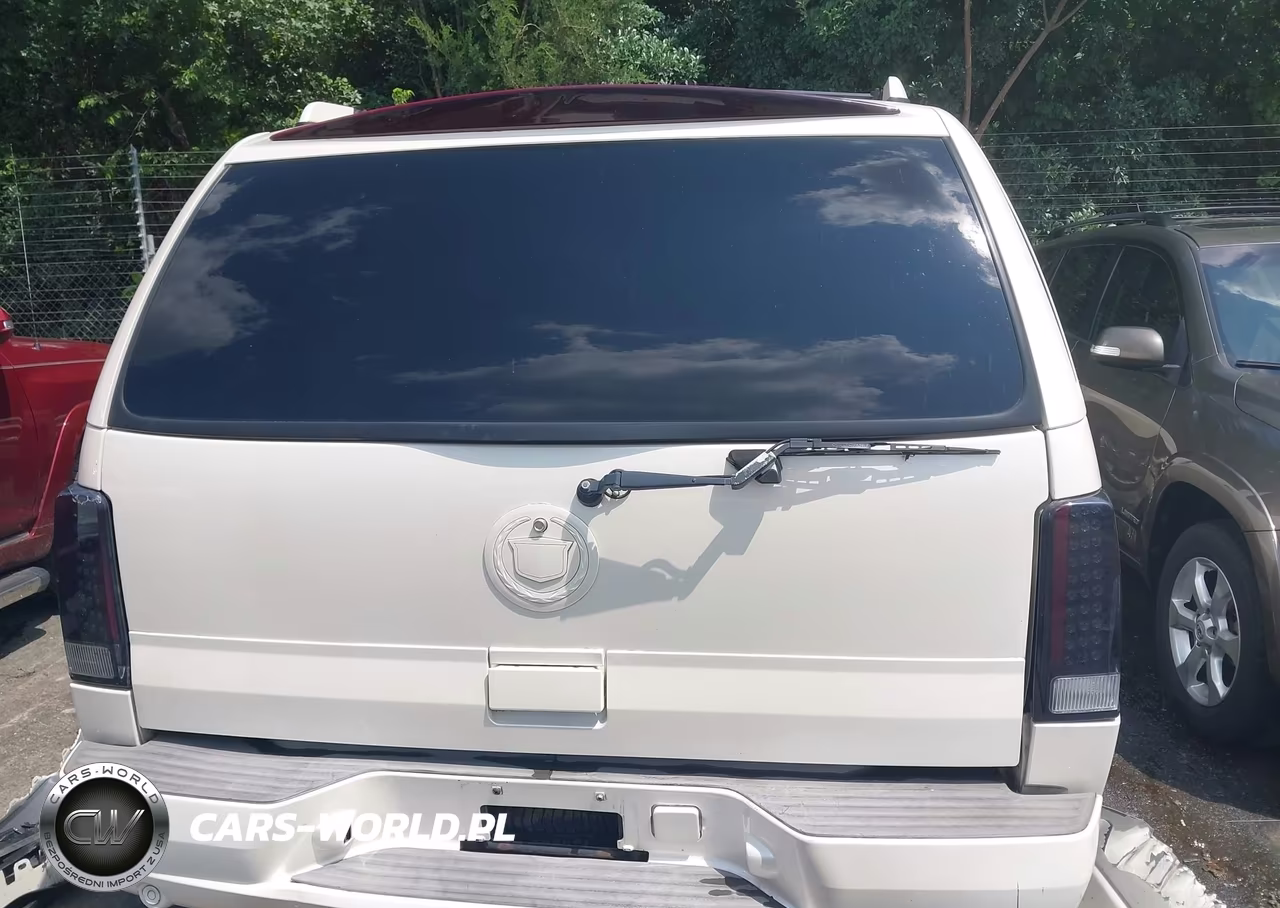 2004 Cadillac Escalade Standard VIN:1GYEC63T74R155548 - 16
