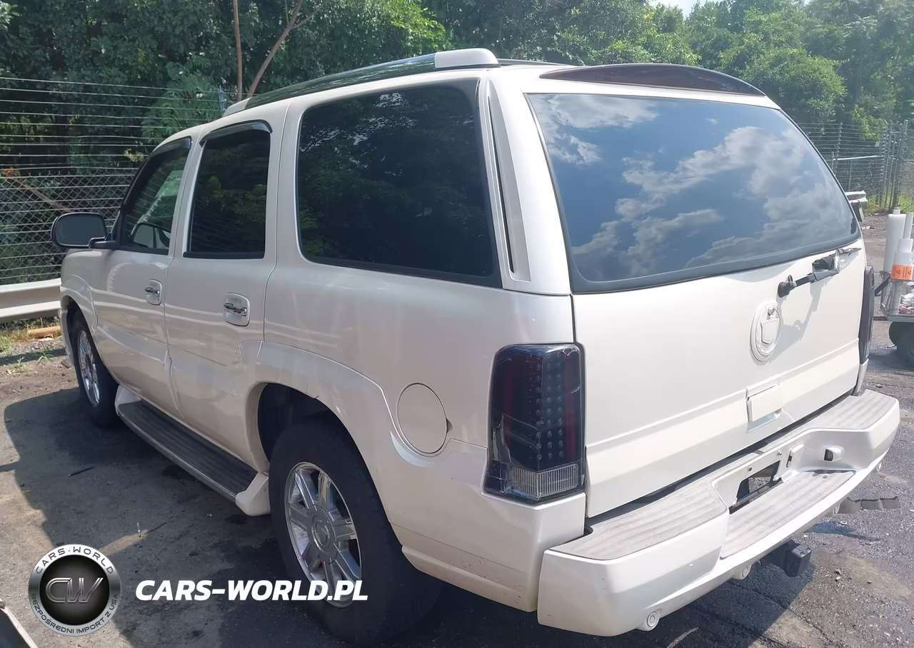 2004 Cadillac Escalade Standard VIN:1GYEC63T74R155548 - 3