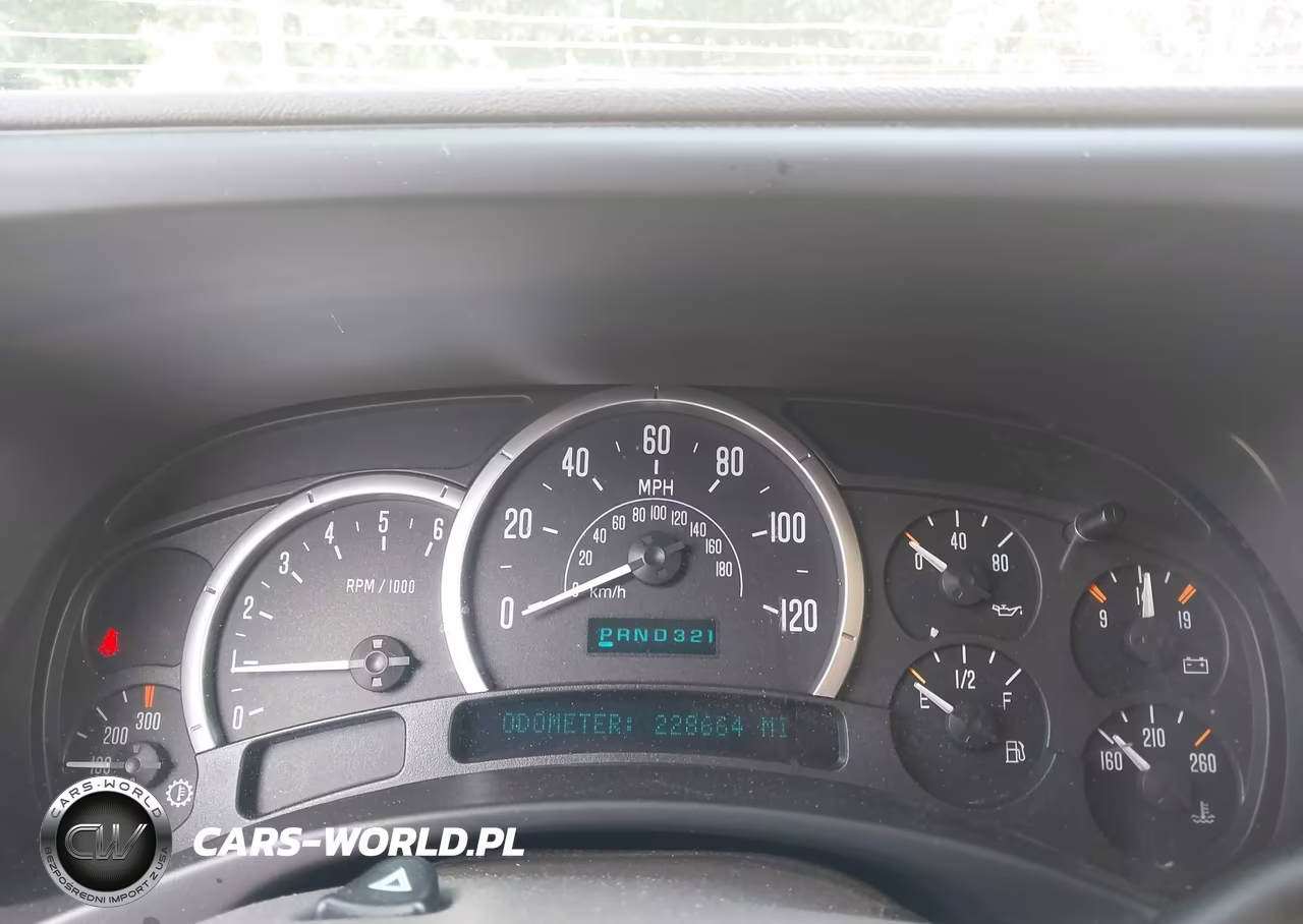 2004 Cadillac Escalade Standard VIN:1GYEC63T74R155548 - 7