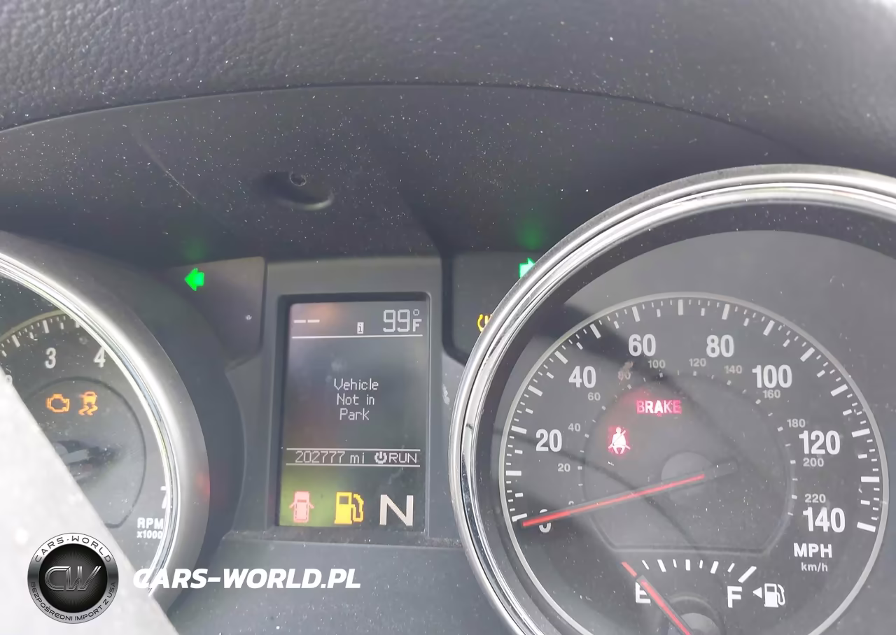 2013 Jeep Grand Cherokee Laredo VIN:1C4RJFAG2DC560738 - 7
