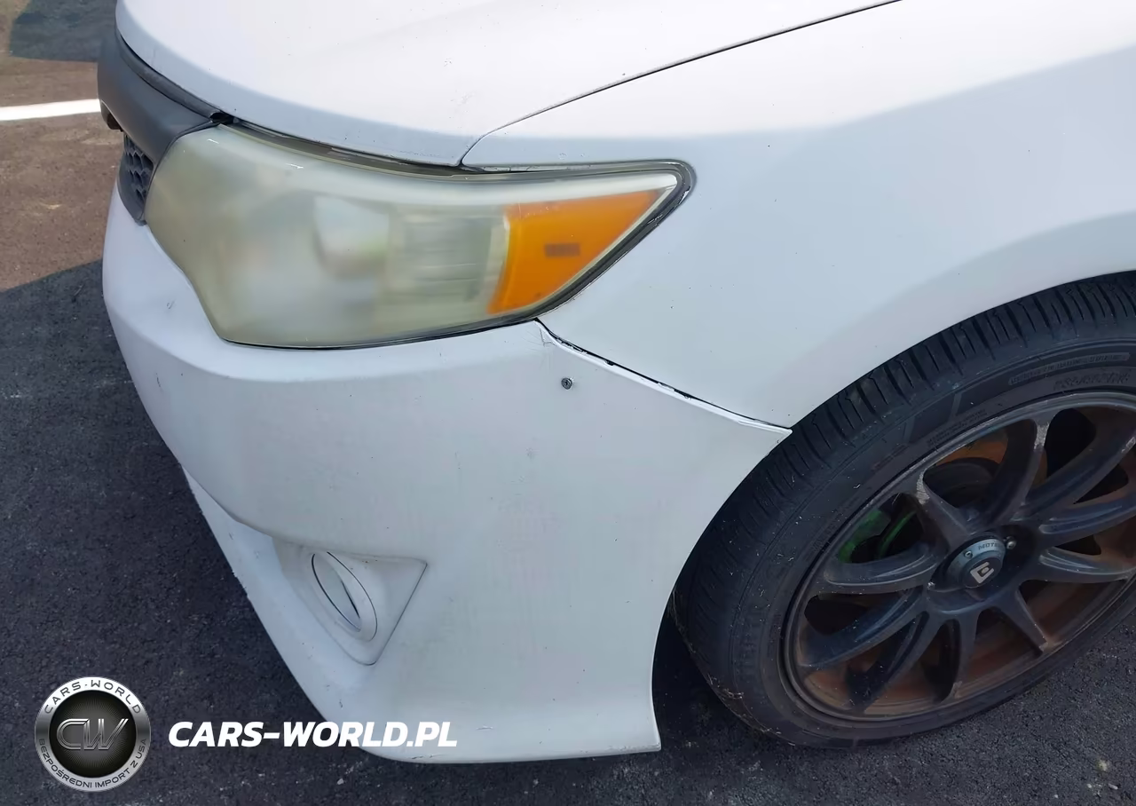 2013 Toyota Camry Le VIN:4T1BF1FK9DU649182 - 18