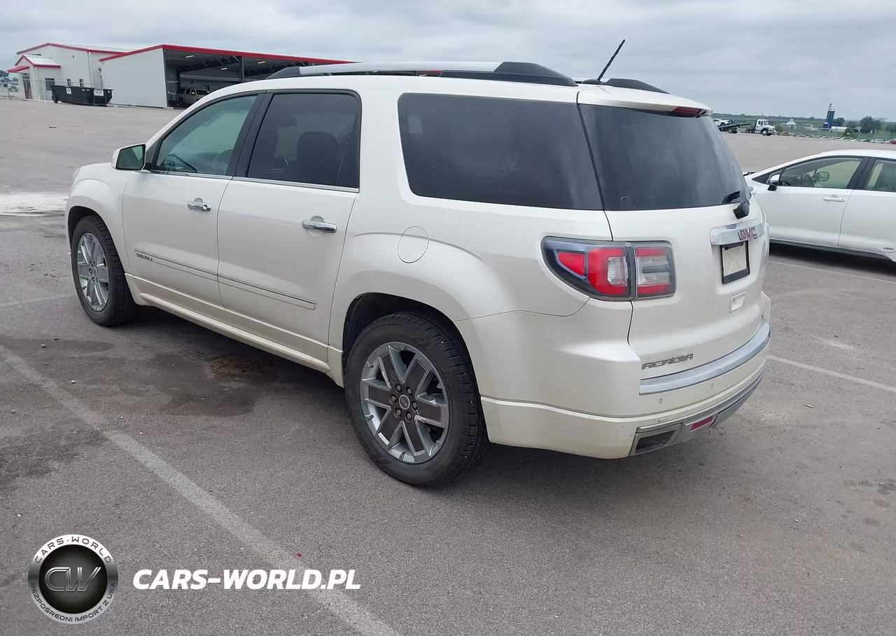 2015 GMC Acadia Denali VIN:1GKKVTKD2FJ261083 - 3