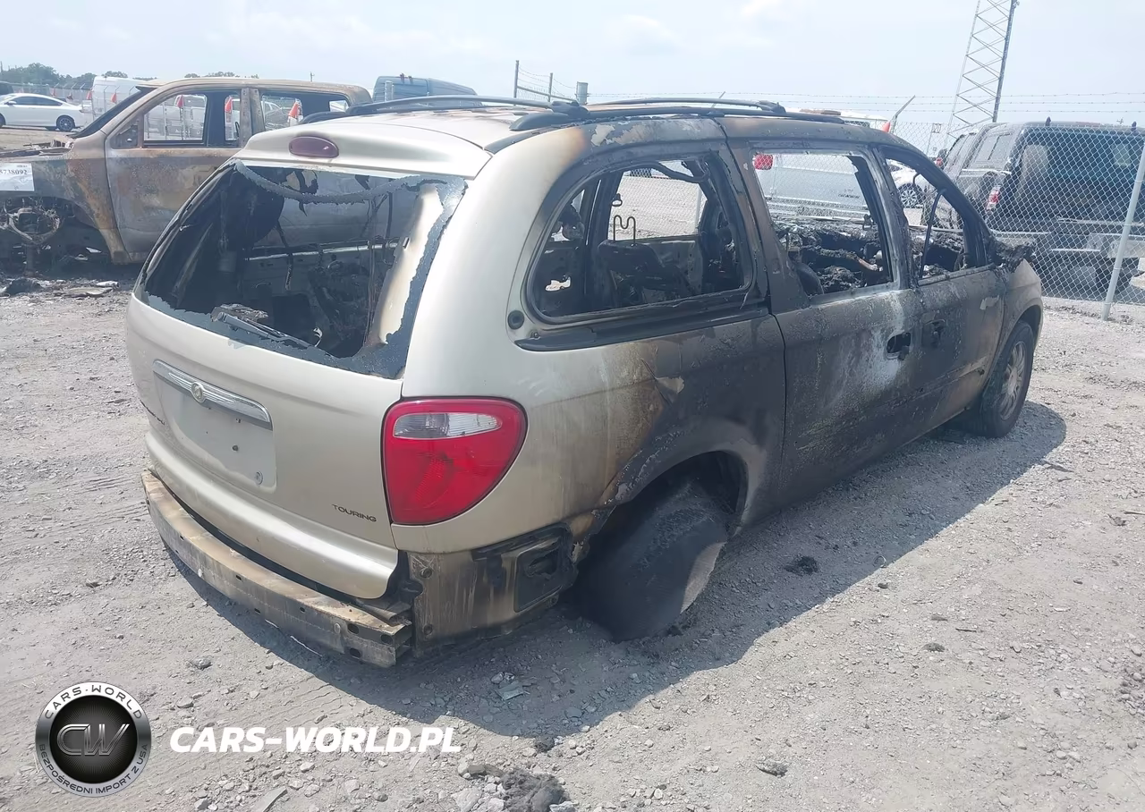 2006 Chrysler Town & Country Touring VIN:2A4GP54L66R716390 - 4