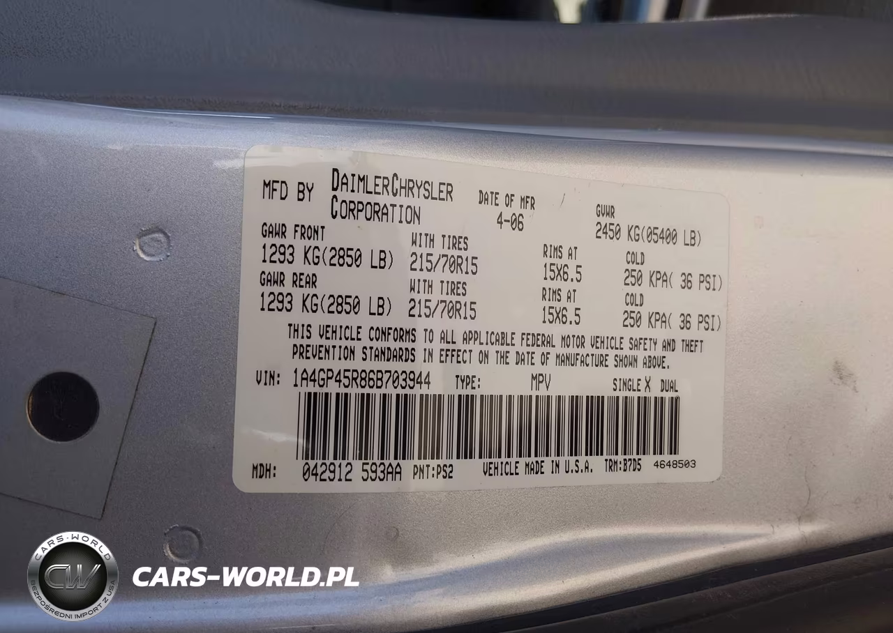 2006 Chrysler Town & Country VIN:1A4GP45R86B703944 - 9
