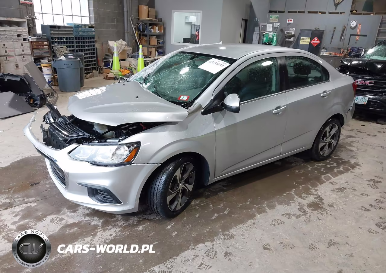 2018 Chevrolet Sonic Premier Auto VIN:1G1JF5SB8J4132800 - 2