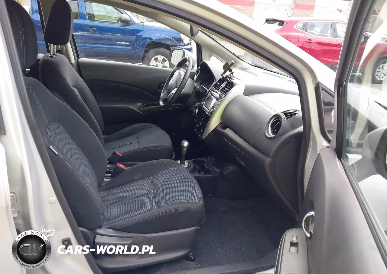 2017 Nissan Versa Note Sv VIN:3N1CE2CP9HL381349 - 5