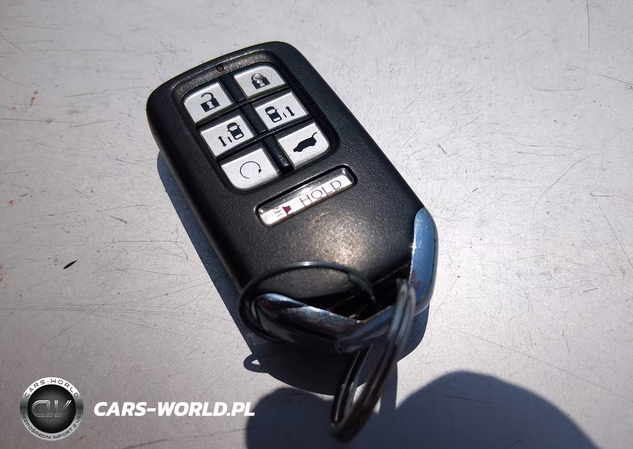 2018 Honda Odyssey Elite VIN:5FNRL6H97JB089556 - 11