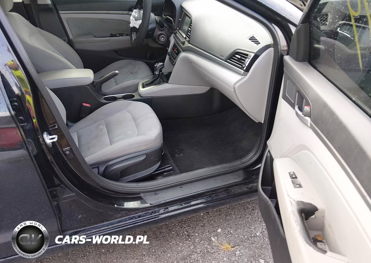 2018 Hyundai Elantra Sel VIN:5NPD84LF4JH214219 - 5