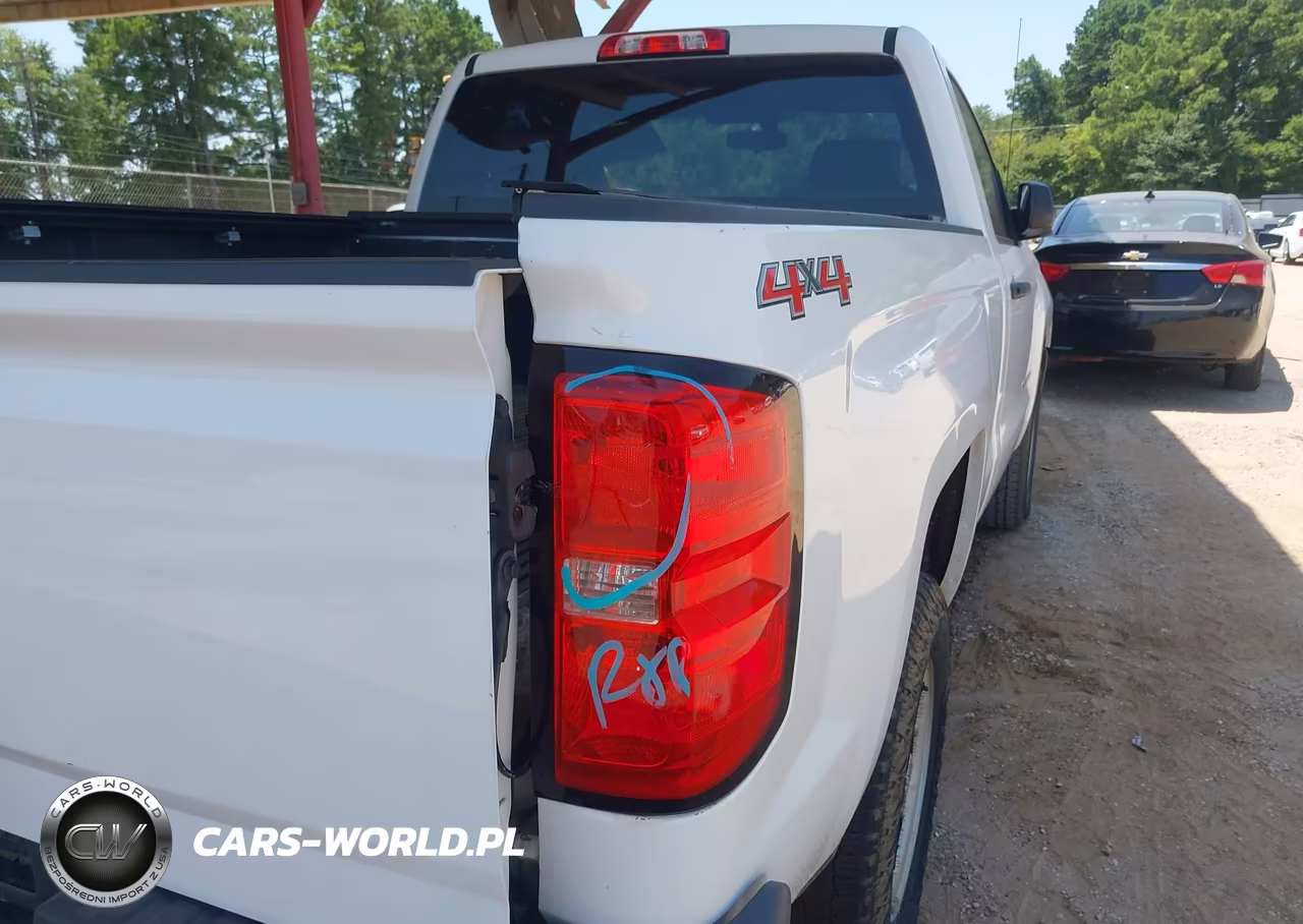 2018 Chevrolet Silverado 1500 Wt VIN:1GCNCNEH4JZ266840 - 17