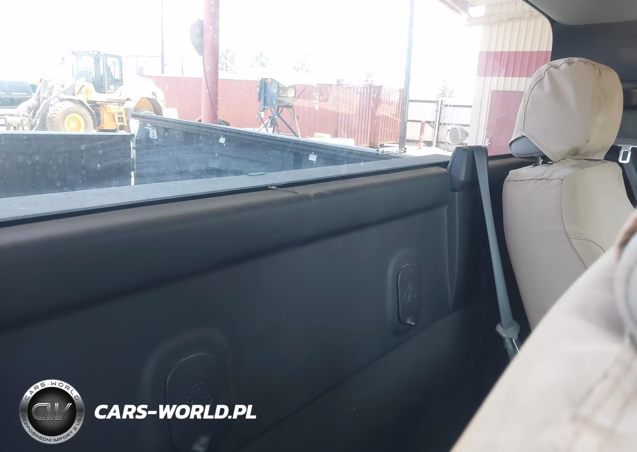 2018 Chevrolet Silverado 1500 Wt VIN:1GCNCNEH4JZ266840 - 8
