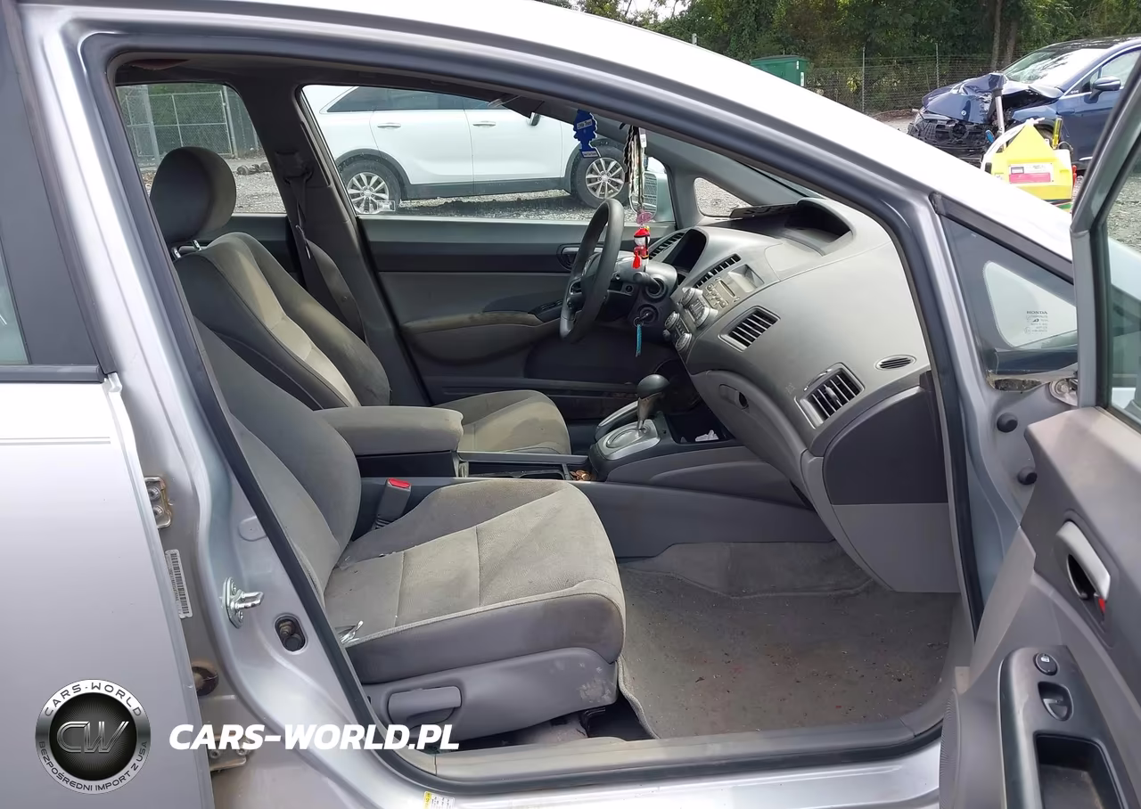 2007 Honda Civic Lx VIN:1HGFA16517L075588 - 5
