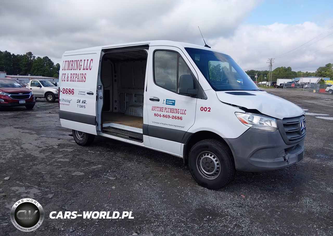 2019 Mercedes-Benz Sprinter 1500 Standard Roof I4