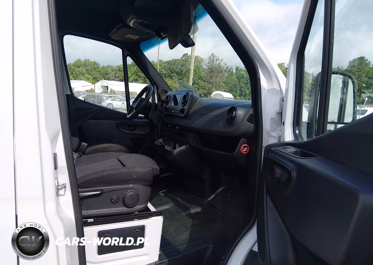 2019 Mercedes-Benz Sprinter 1500 Standard Roof I4 VIN:W1W70BGY0KT019093 - 5