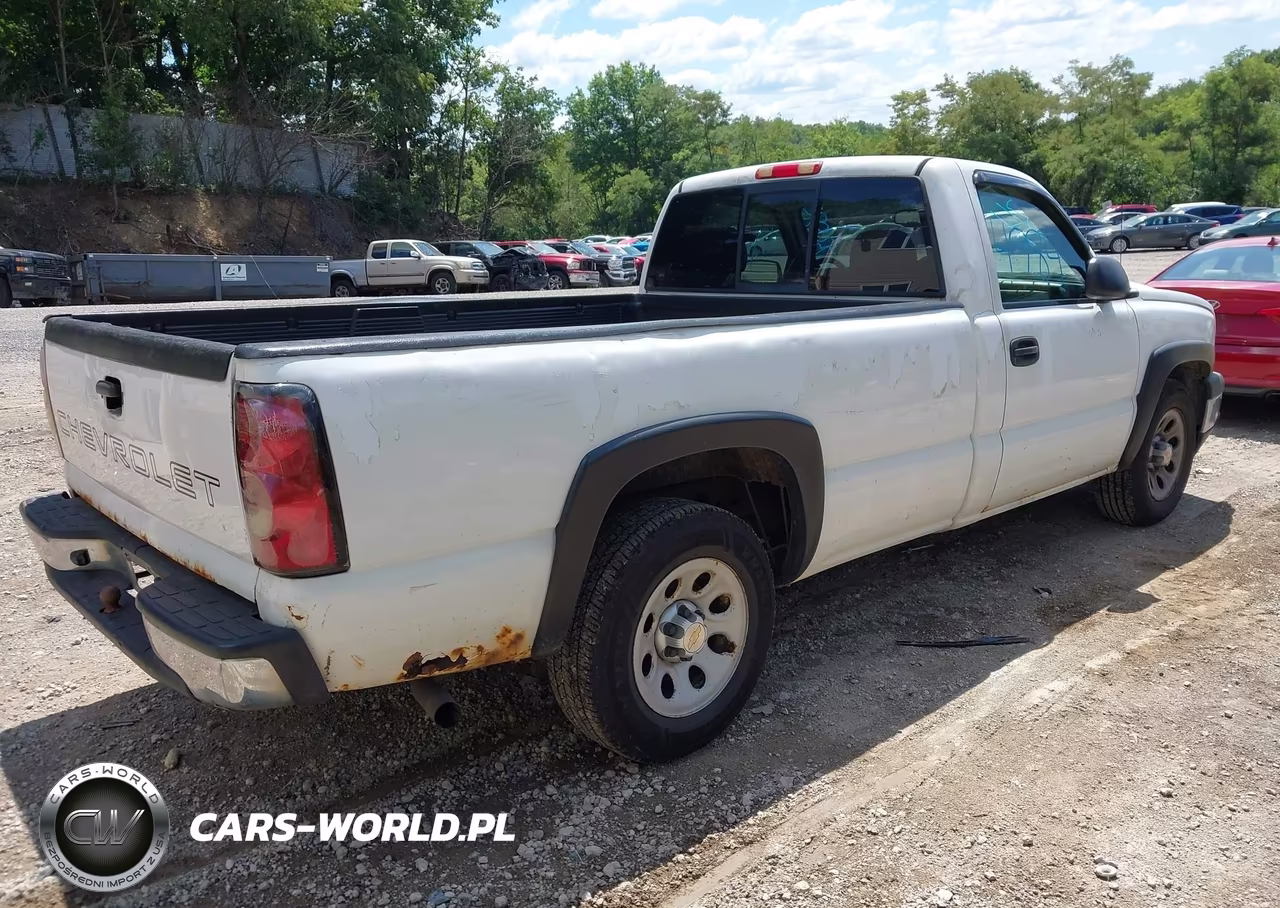 2007 Chevrolet Silverado 1500 Classic Work Truck VIN:3GCEC14Z87G151489 - 4