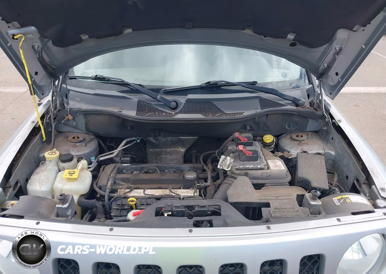 2016 Jeep Patriot Latitude VIN:1C4NJPFA6GD633357 - 10