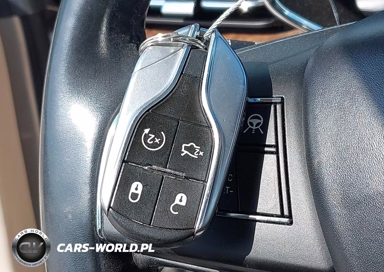 2019 Maserati Quattroporte S VIN:ZAM56YPA9K1335249 - 11
