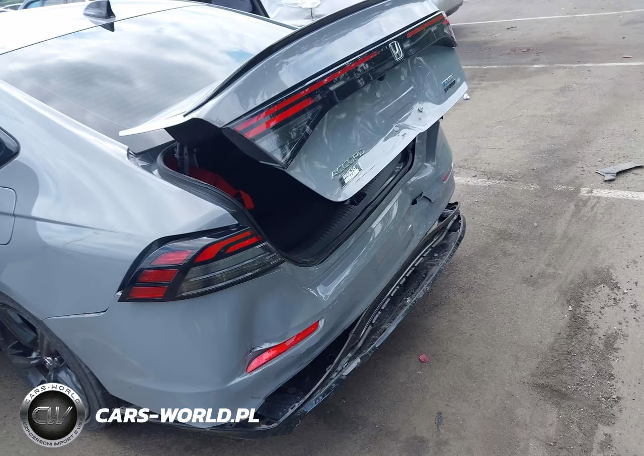 2023 Honda Accord Hybrid Sport-L VIN:1HGCY2F77PA070557 - 6