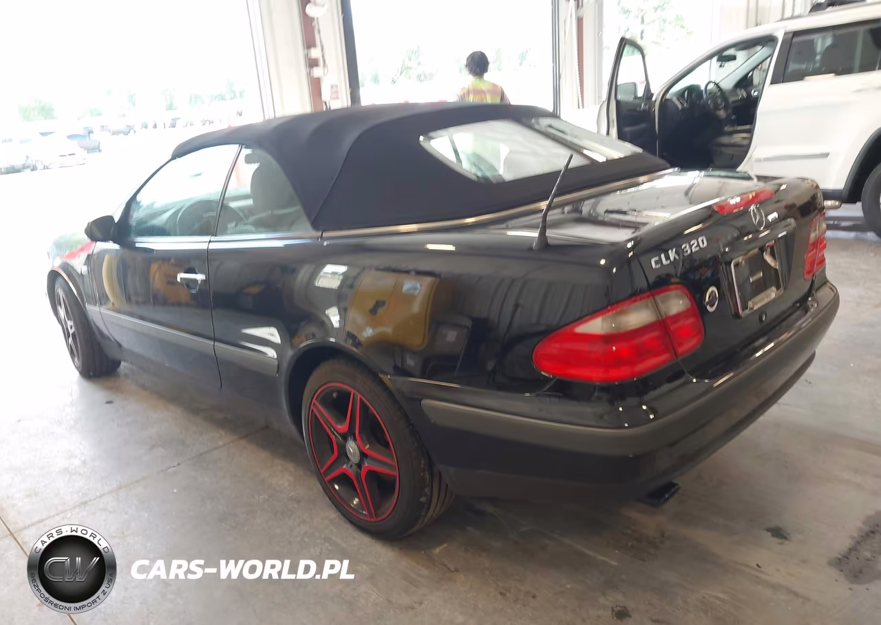 1999 Mercedes-Benz Clk 320 VIN:WDBLK65G2XT010620 - 3