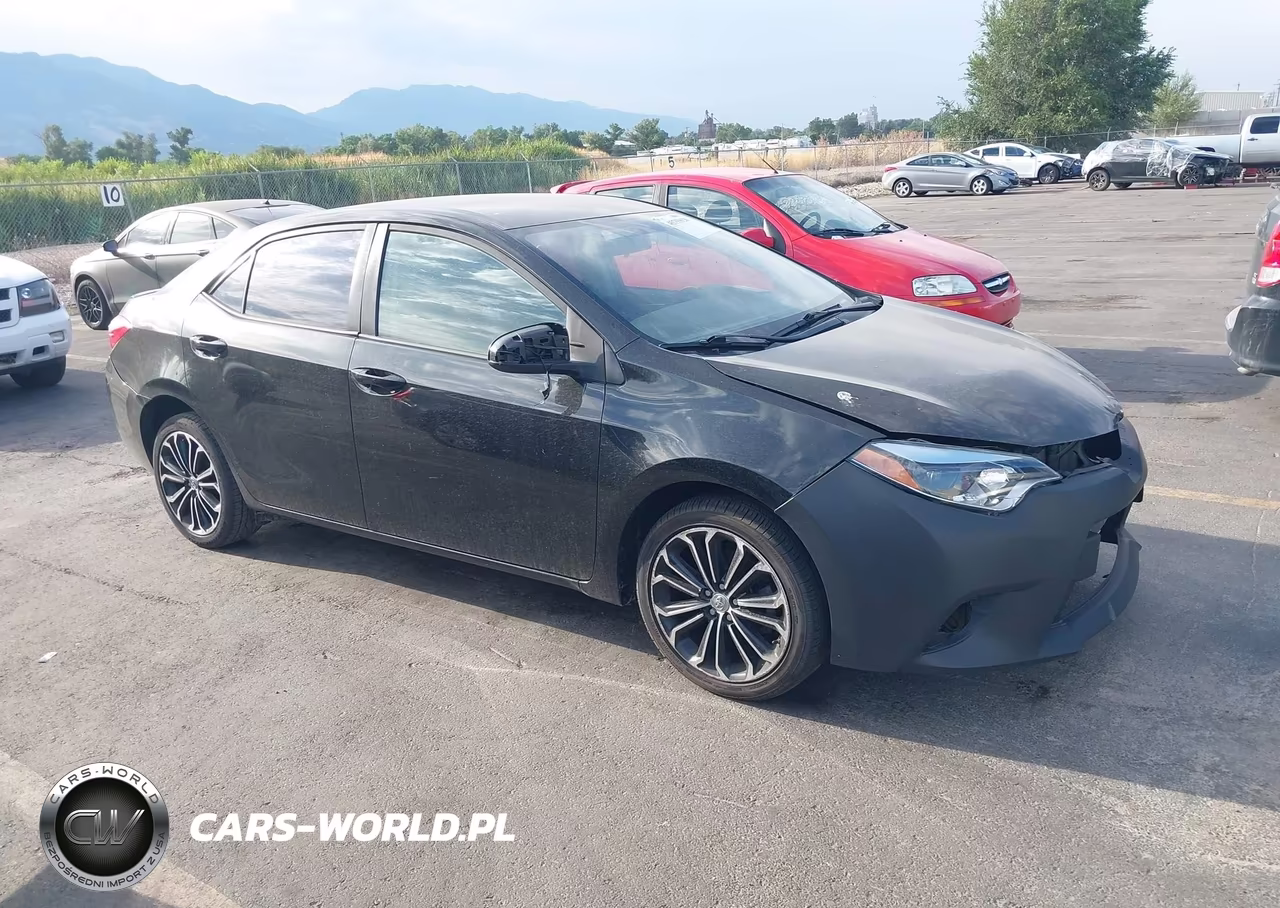2015 Toyota Corolla S Plus