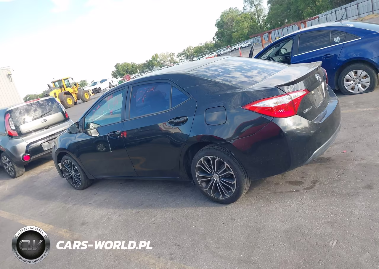 2015 Toyota Corolla S Plus VIN:5YFBURHE7FP361323 - 14
