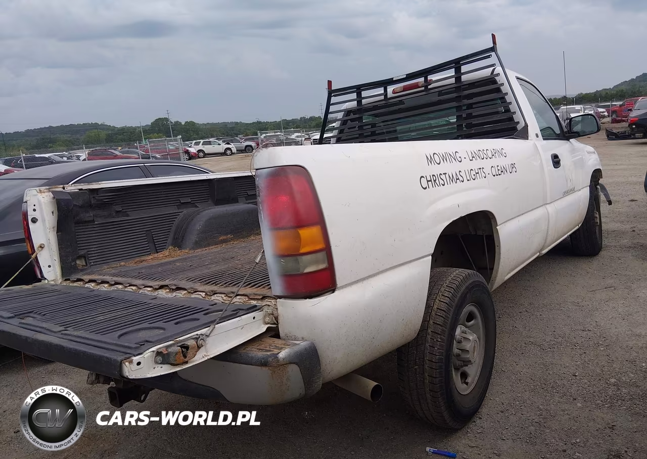 2000 Chevrolet Silverado 2500 VIN:1GCFC24T7YZ263126 - 4