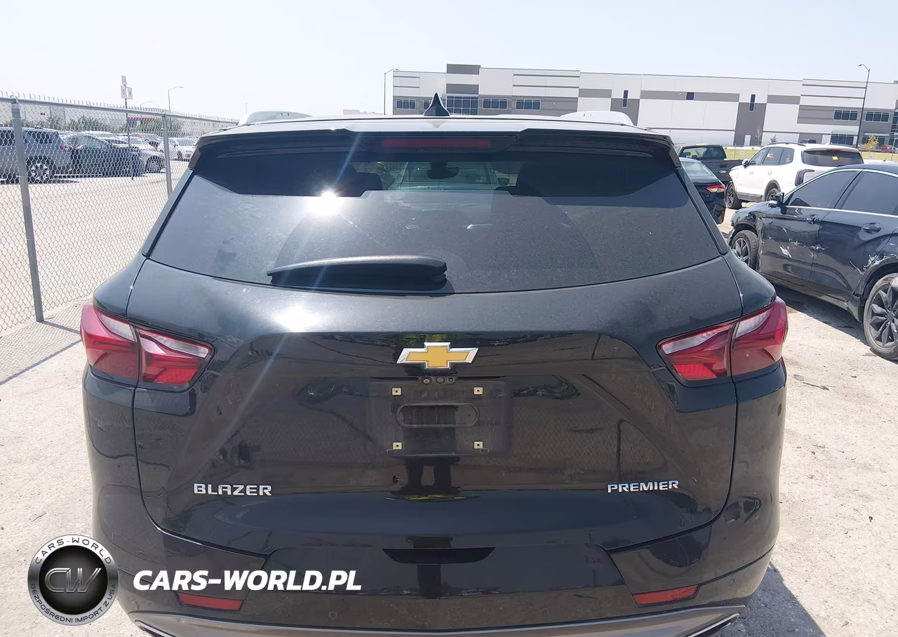 2019 Chevrolet Blazer Premier VIN:3GNKBFRS4KS622839 - 16