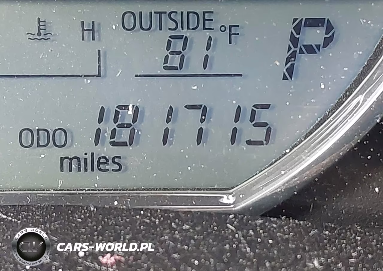2015 Toyota Corolla Le VIN:5YFBURHE8FP290844 - 15