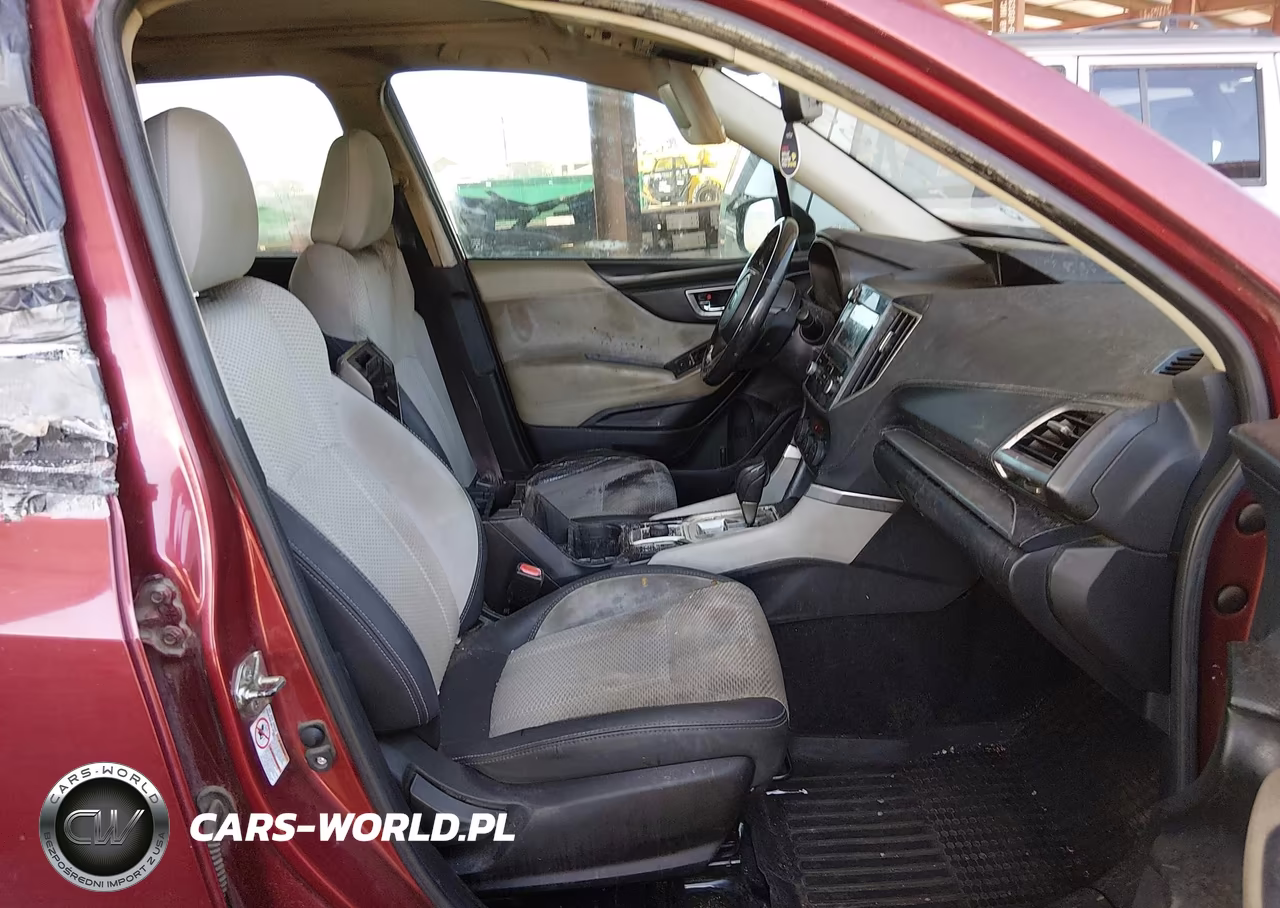 2019 Subaru Forester Premium VIN:JF2SKAEC9KH494876 - 5