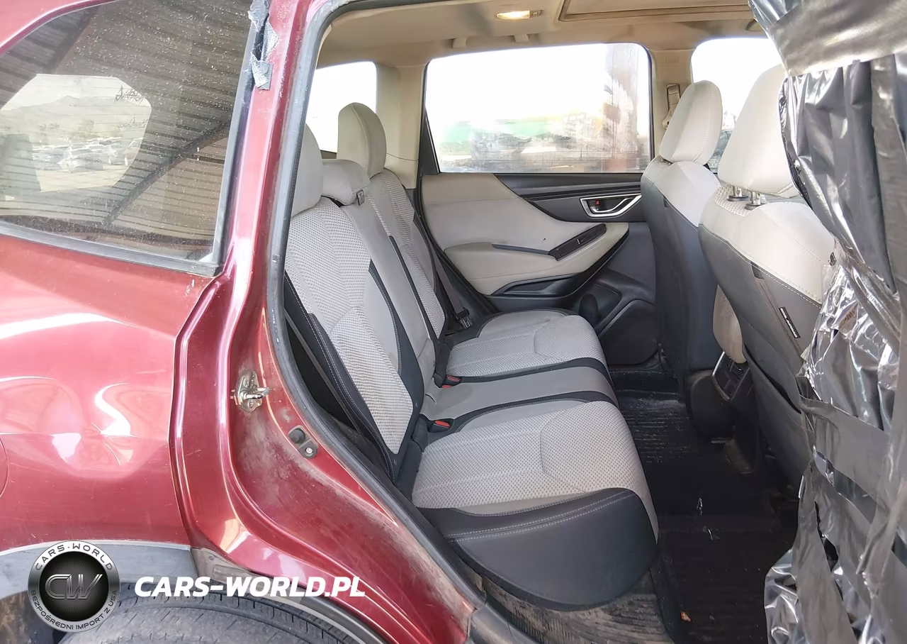2019 Subaru Forester Premium VIN:JF2SKAEC9KH494876 - 8