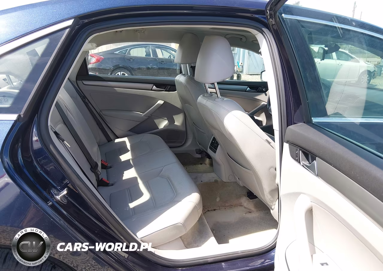 2015 Volkswagen Passat 2.0L Tdi Se VIN:1VWBV7A33FC062329 - 8