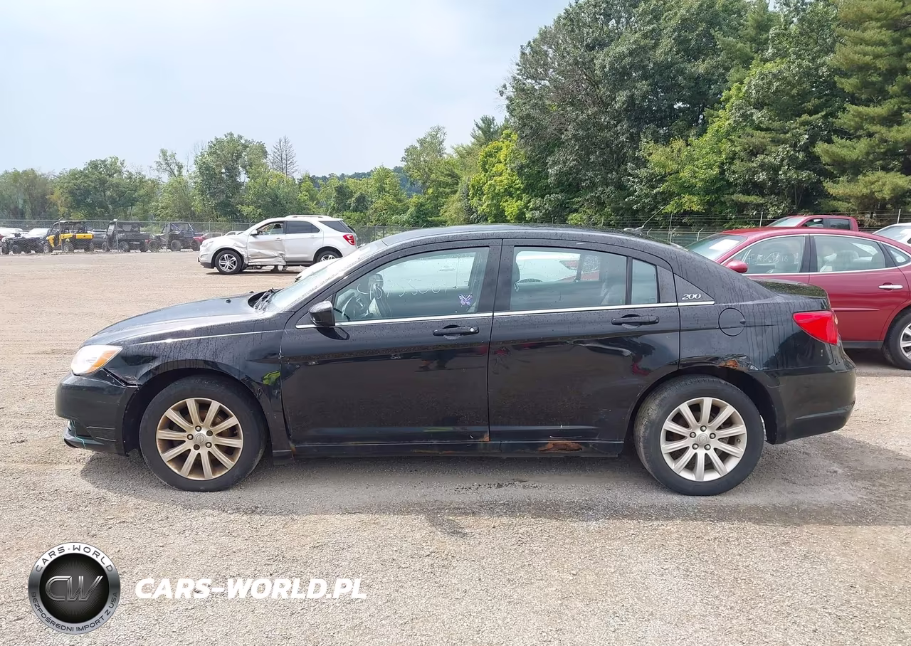 2013 Chrysler 200 Touring VIN:1C3CCBBB4DN601522 - 15