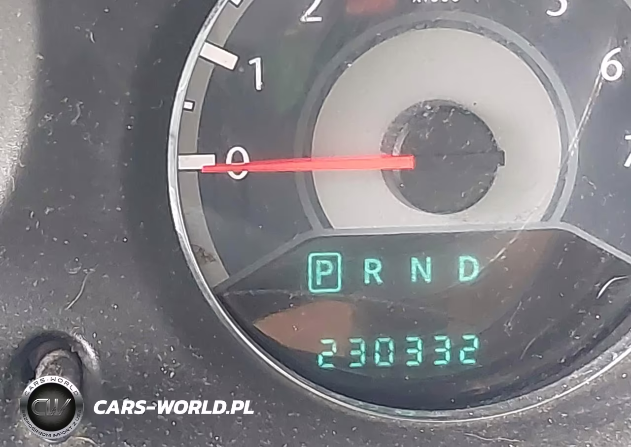 2013 Chrysler 200 Touring VIN:1C3CCBBB4DN601522 - 16