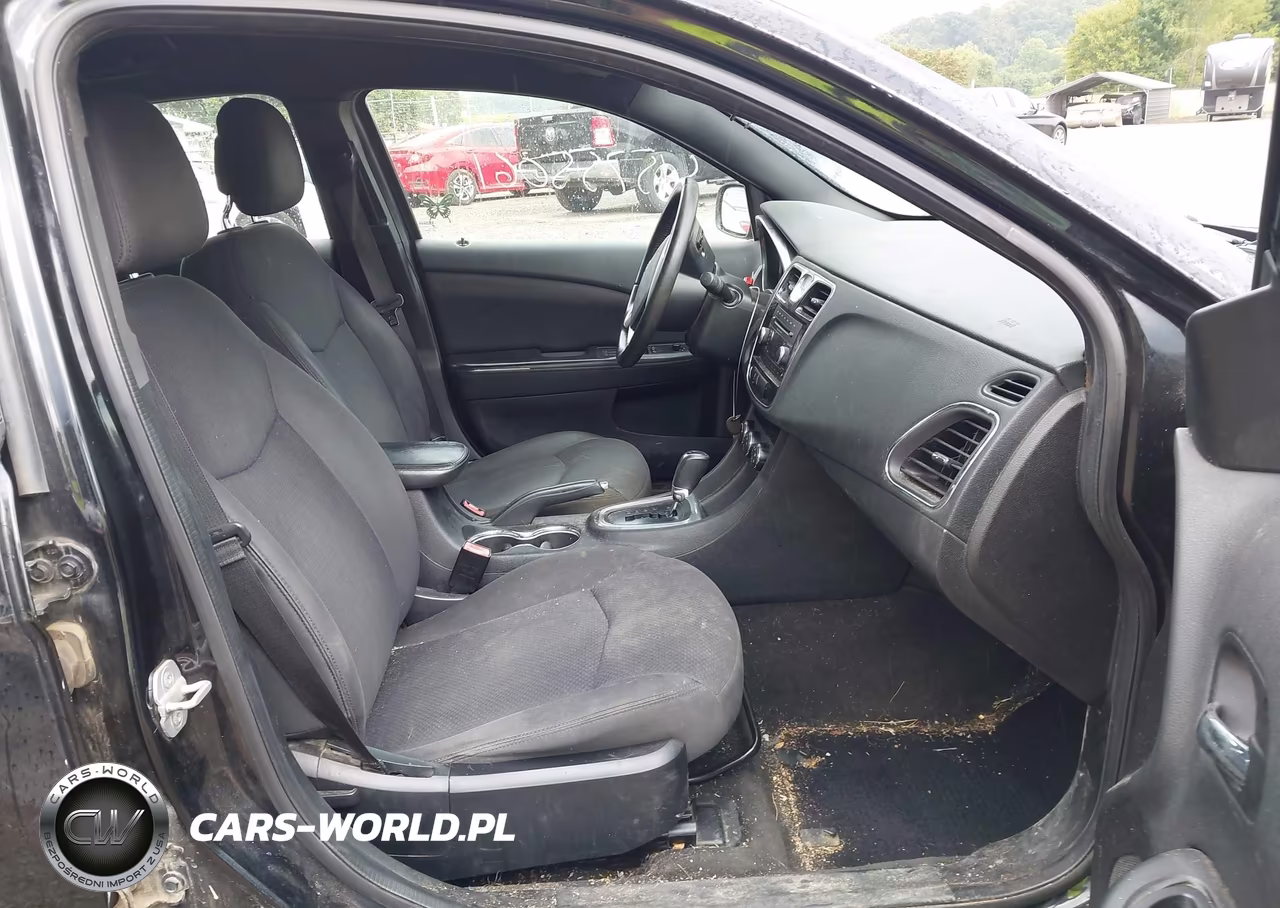 2013 Chrysler 200 Touring VIN:1C3CCBBB4DN601522 - 5