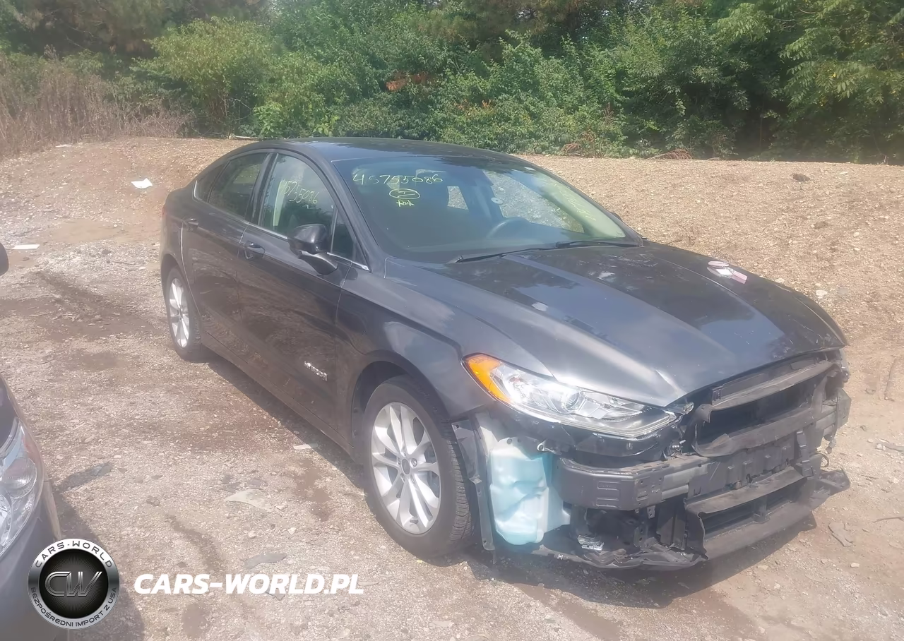 2019 Ford Fusion Hybrid Se – zdjęcie 1 z 17