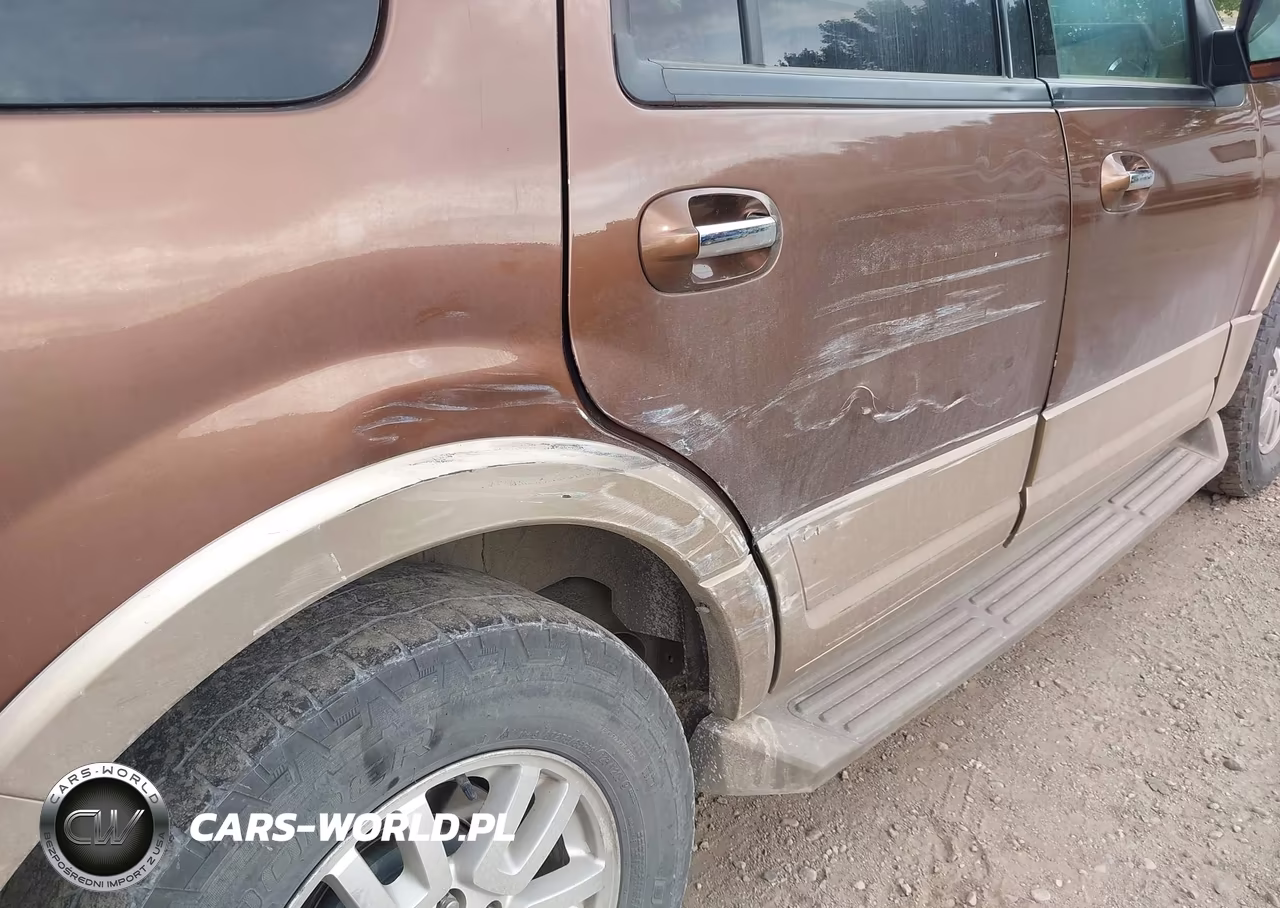 2011 Ford Expedition Xlt VIN:1FMJU1J55BEF04408 - 12