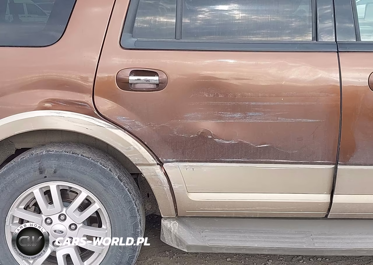 2011 Ford Expedition Xlt VIN:1FMJU1J55BEF04408 - 22