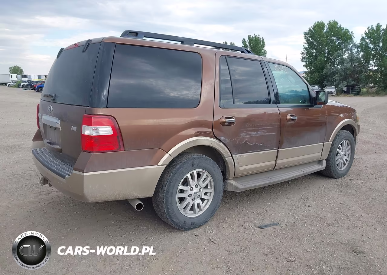 2011 Ford Expedition Xlt VIN:1FMJU1J55BEF04408 - 4