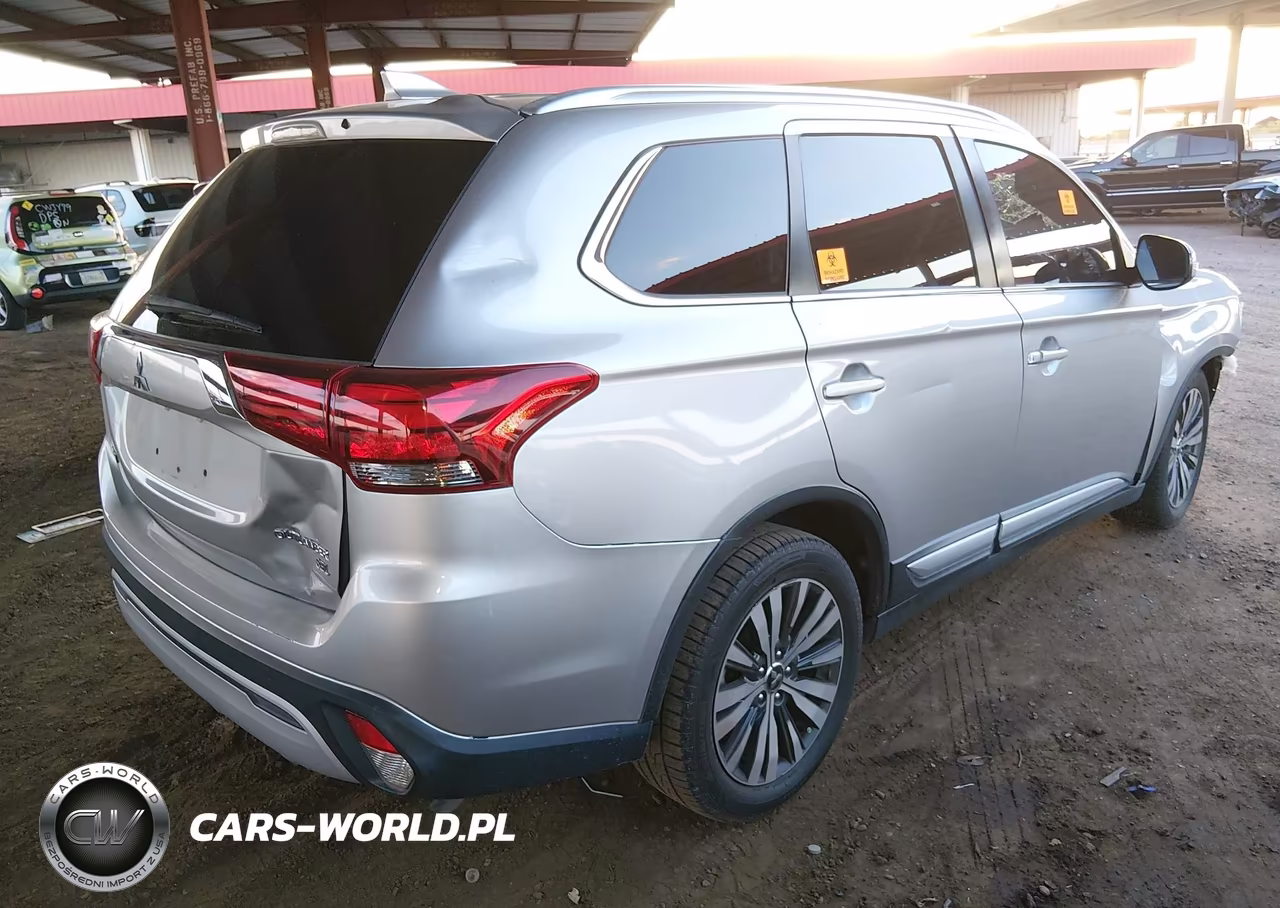 2019 Mitsubishi Outlander Sel VIN:JA4AD3A34KJ001095 - 4