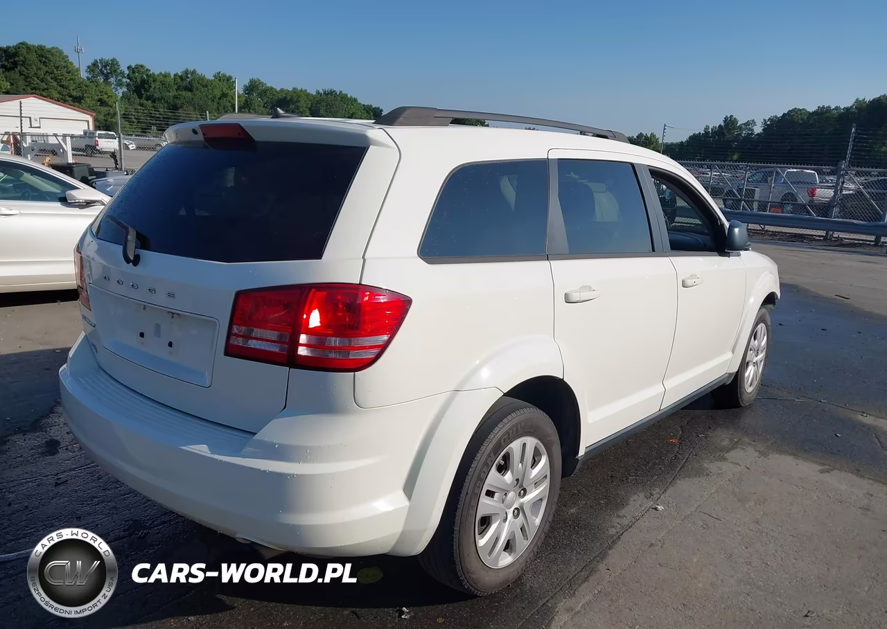 2017 Dodge Journey Se VIN:3C4PDCABXHT522248 - 4