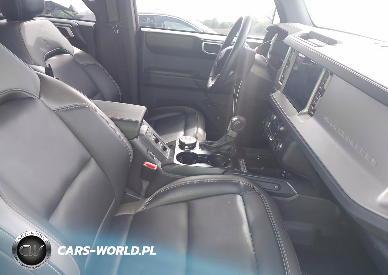2025 Ford Bronco Outer Banks VIN:1FMDE8BH9SLB37178 - 5