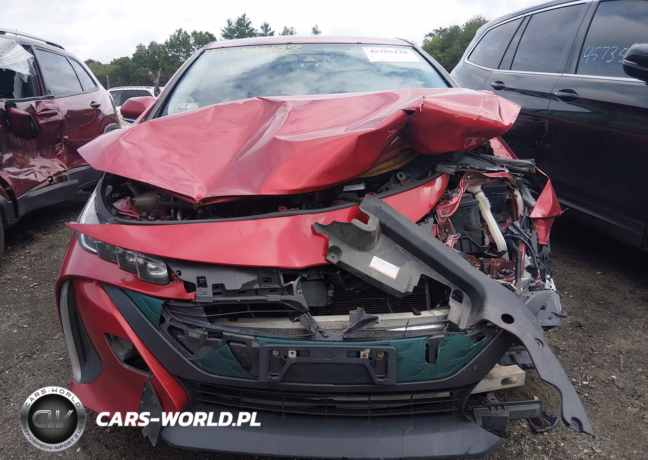 2018 Toyota Prius Prime Premium VIN:JTDKARFP5J3077333 - 12