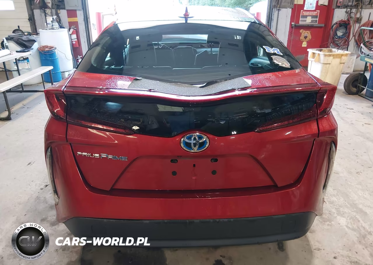 2018 Toyota Prius Prime Premium VIN:JTDKARFP5J3077333 - 16